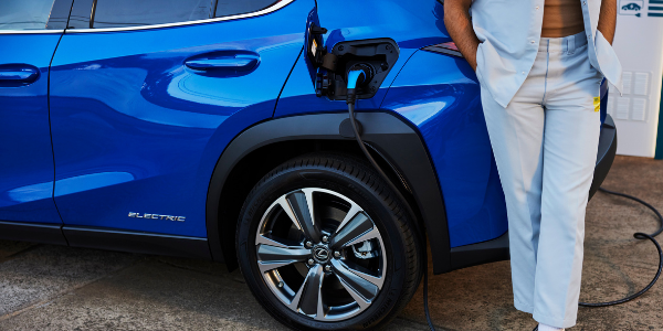 Lexus UX300e Charging