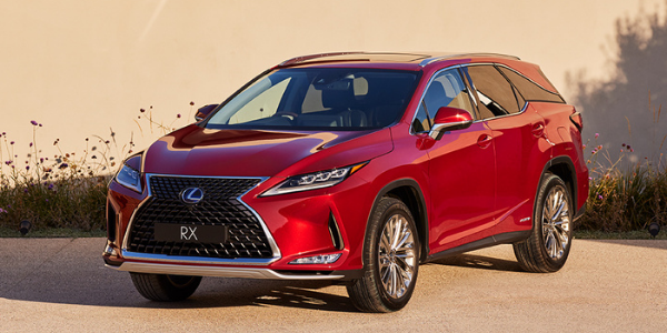 Lexus UX Crafted Edition